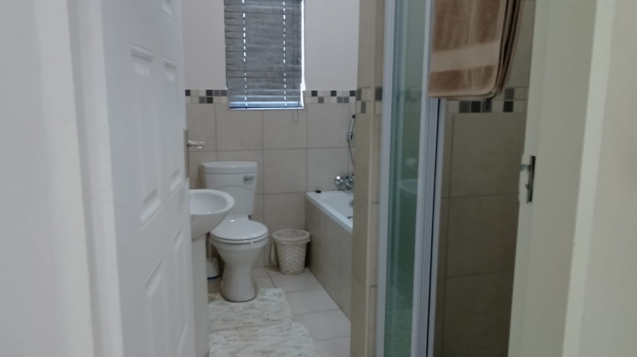 3 Bedroom Property for Sale in Waterval East North West
